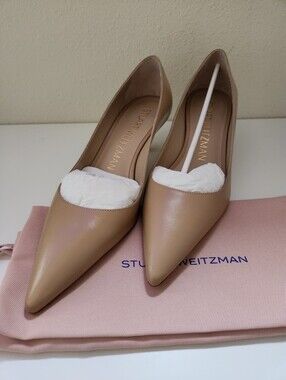 Stuart Weitzman Nude Leather Pointed Toe Pumps Size 7B Classic Career Heels